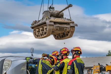 Dinamični prikaz reševanje v prometni nesreči PGD Postojna, foto Ivica Meglić